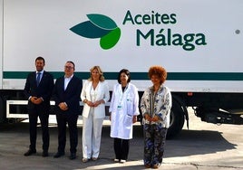 Carolina España, portavoz del Gobierno andaluz, este viernes, en Málaga, duranta su visita a Aceites Málaga.