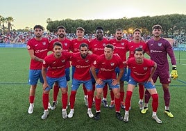 Once del Estepona que derrotó al Cacereño.