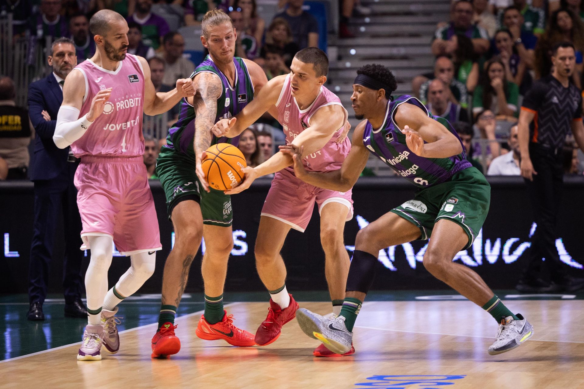 El Unicaja- Joventut, en imágenes