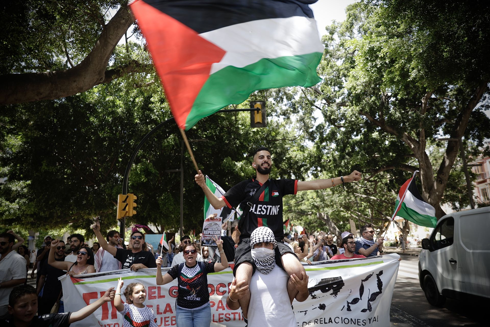 Medio millar de personas se manifiesta en Málaga contra el «genocidio en Palestina»