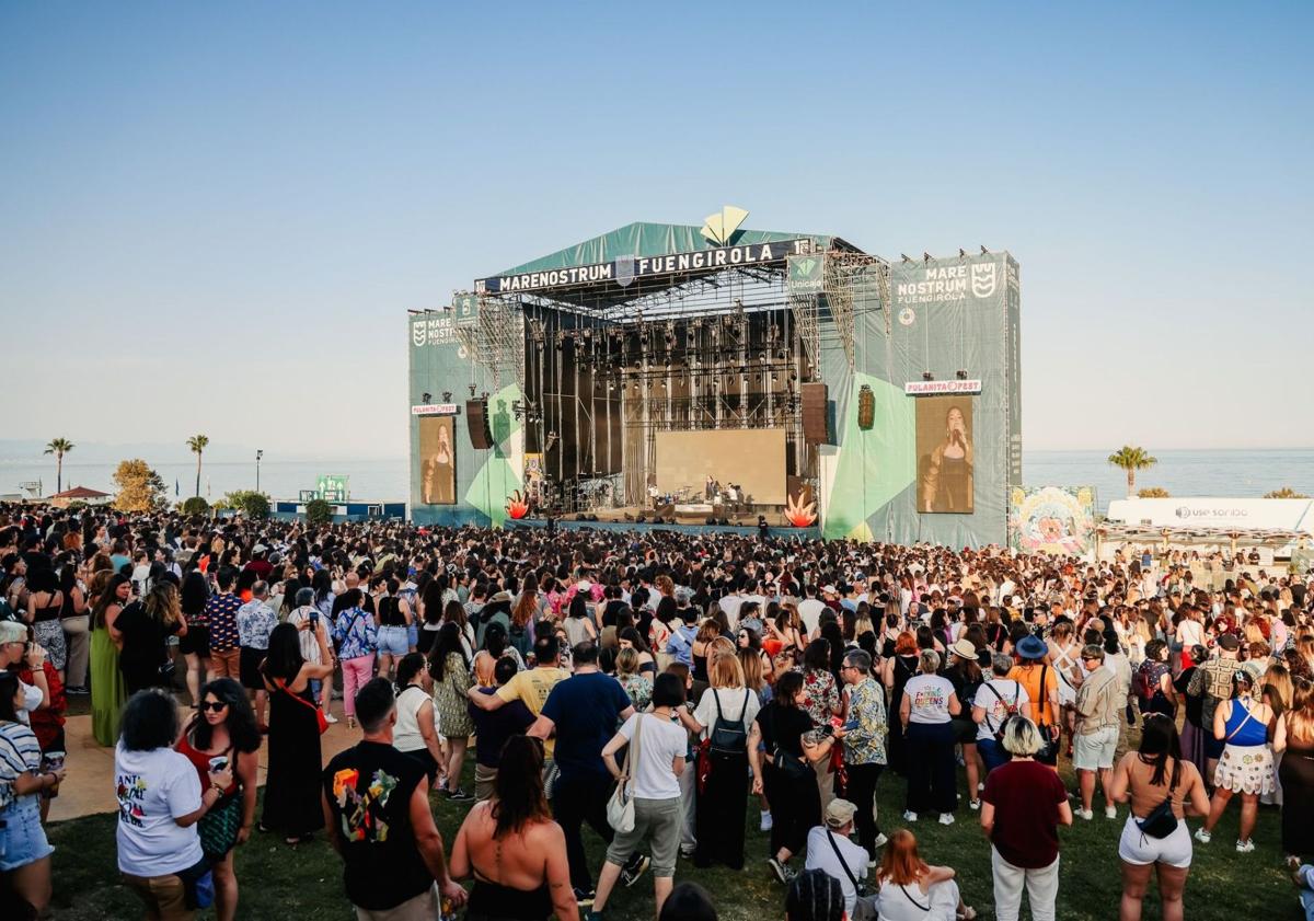 Imagen principal - Vanesa Martín abre su gira con un canto a la diversidad en Fulanita Fest