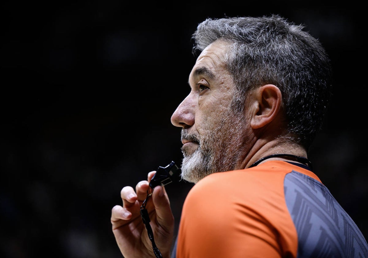 El Unicaja-Barça del 'play-off' ya tiene árbitros