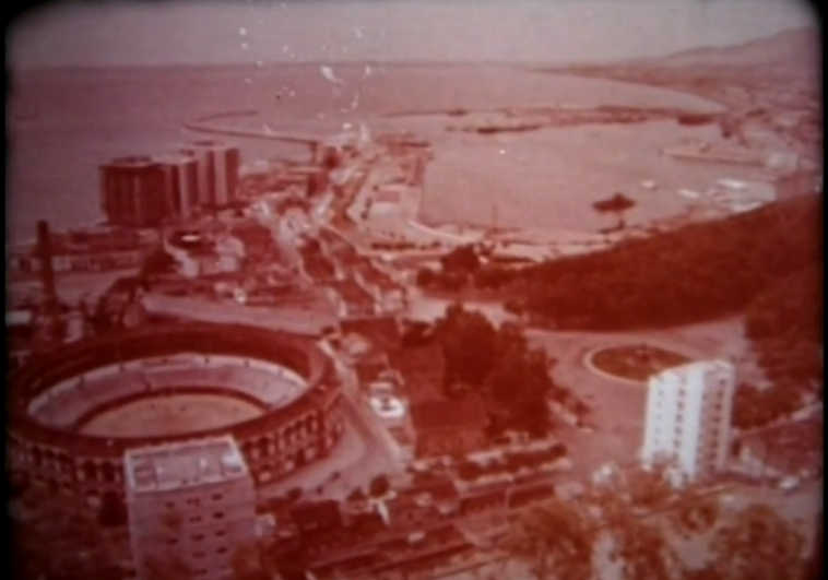 Málaga desde el mirador de Gibralfaro en los años 50.