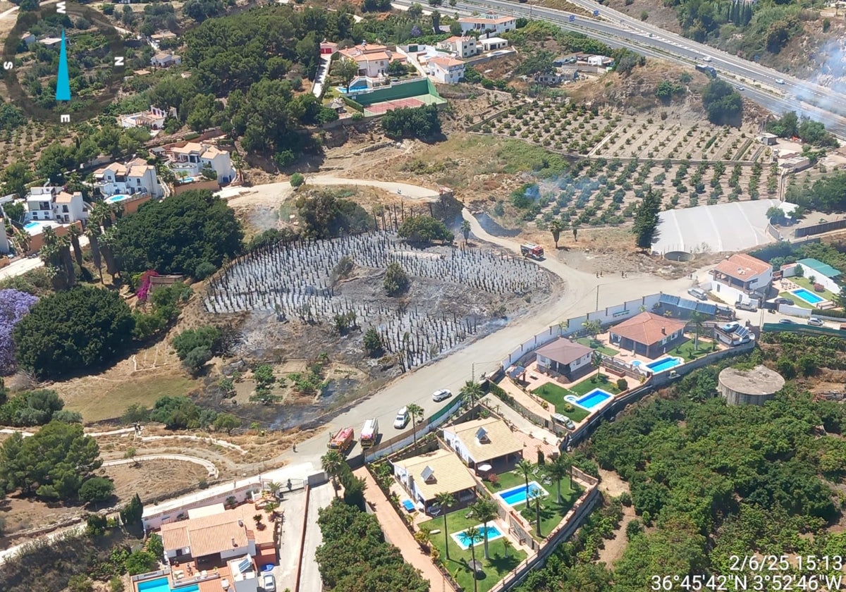 Extinguido el incendio forestal declarado en Frigiliana
