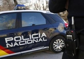 Rajan el cuello con una botella rota a un hombre en La Palmilla