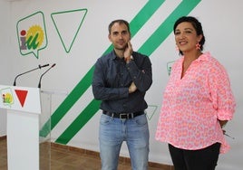 Valero y Morillas, este martes, en la sede provincial de IU.