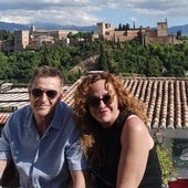 Juan y Yolanda en el mirador de San Nicolás poco antes del trágico suceso.