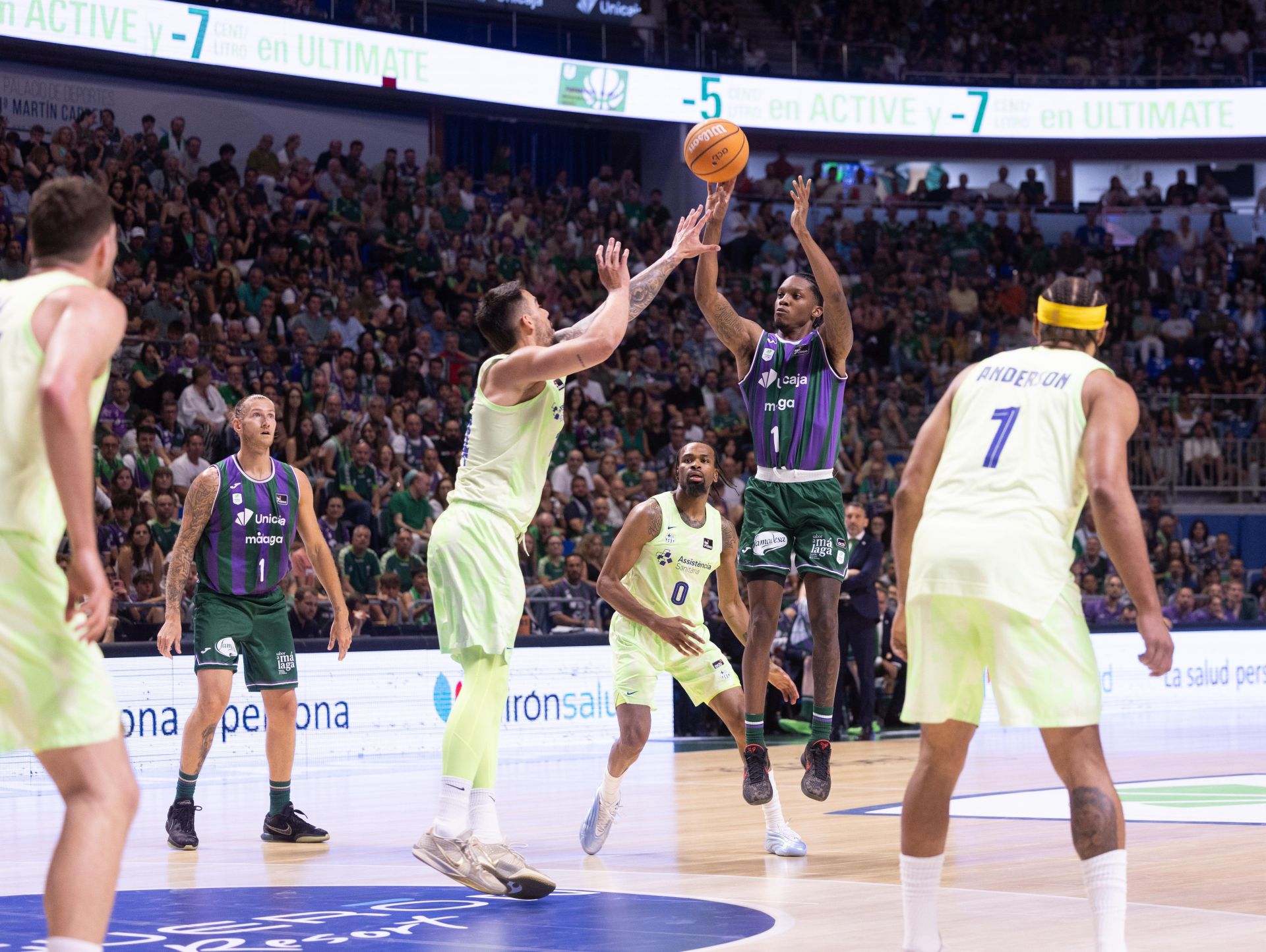 El Unicaja- Barcelona, en imágenes