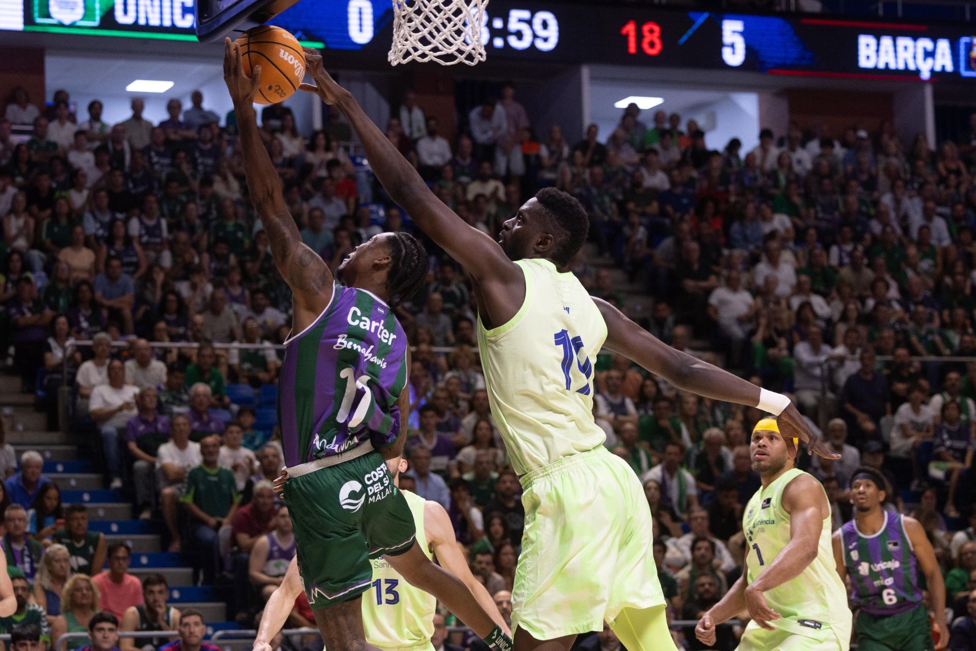 El Unicaja- Barcelona, en imágenes