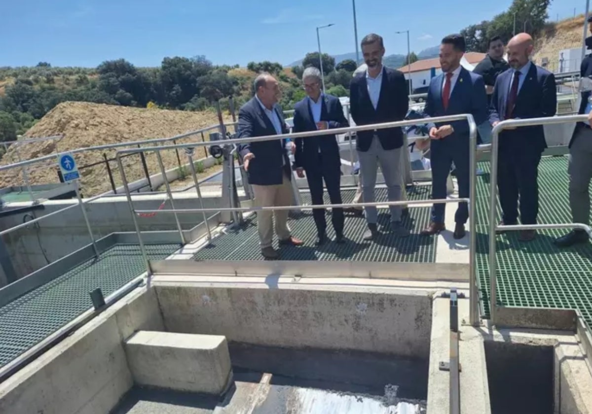 Inauguración de la depuradora de aguas residuales en Arriate.