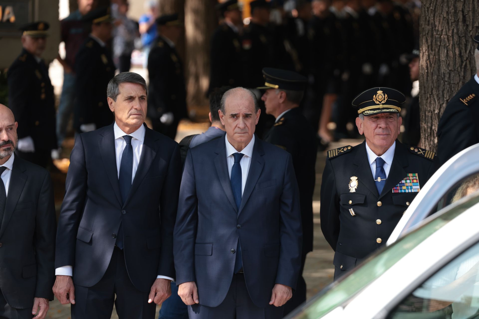 El adiós de la Policía a Antonio: la Comisaría recibe su féretro para imponerle la medalla roja