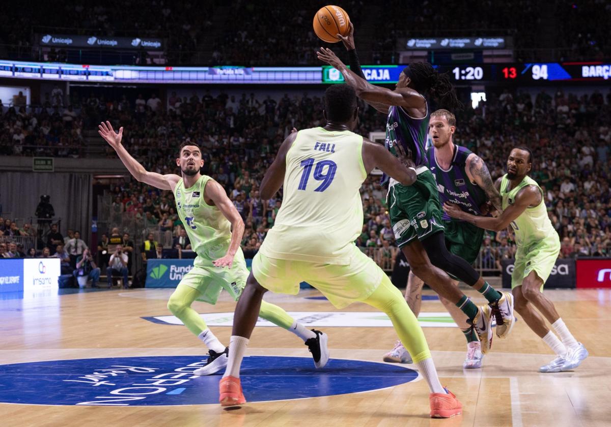 El vibrante Unicaja - Barcelona, en imágenes