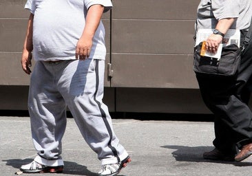 La obesidad es una de las enfermedades que puede llevar aparejada el desarrollo del hígado graso.