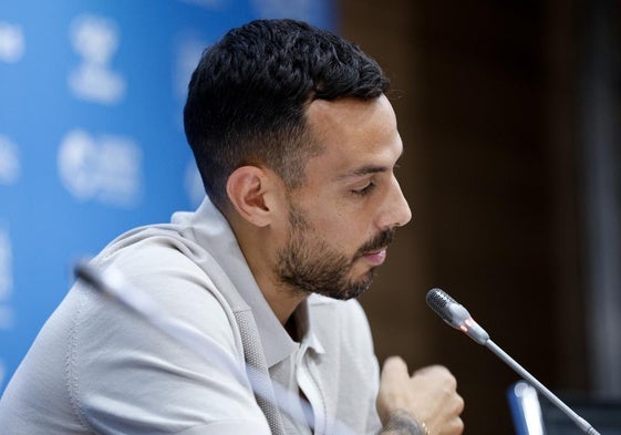 Manu Molina, emocionado en su despedida.