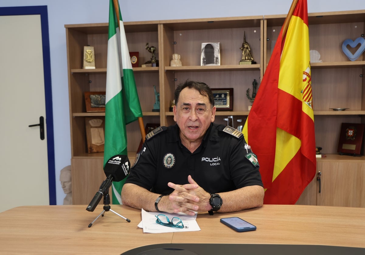 El portavoz del cuerpo municipal, Miguel Ángel Benítez.
