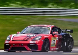 Álvaro Fontes, en el Porsche.