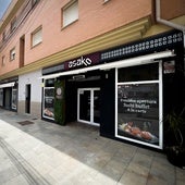 Unos carteles ya anuncian el próximo uso del local.