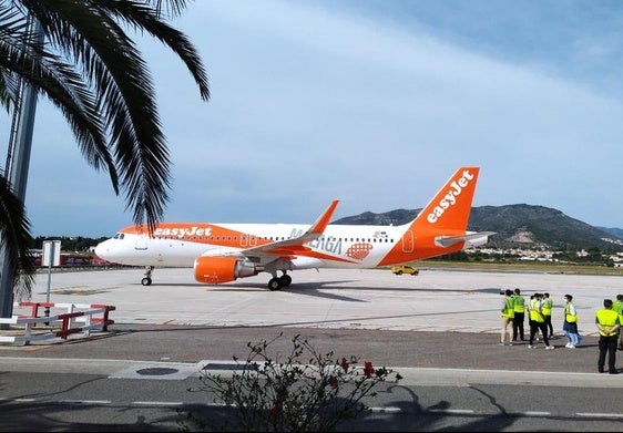 Los tripulantes de cabina de EasyJet en Málaga, llamados a una huelga de tres días en pleno inicio de verano