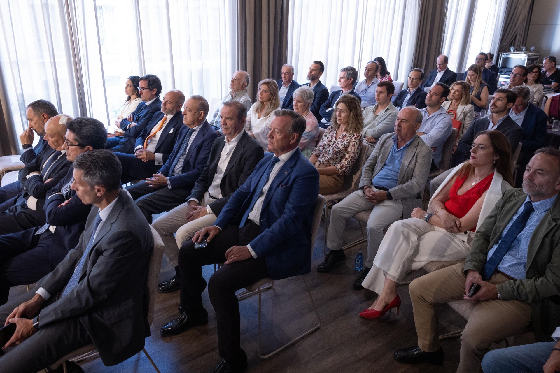El foro SUR con el presidente de la CEOE, Antonio Garamendi, en imágenes