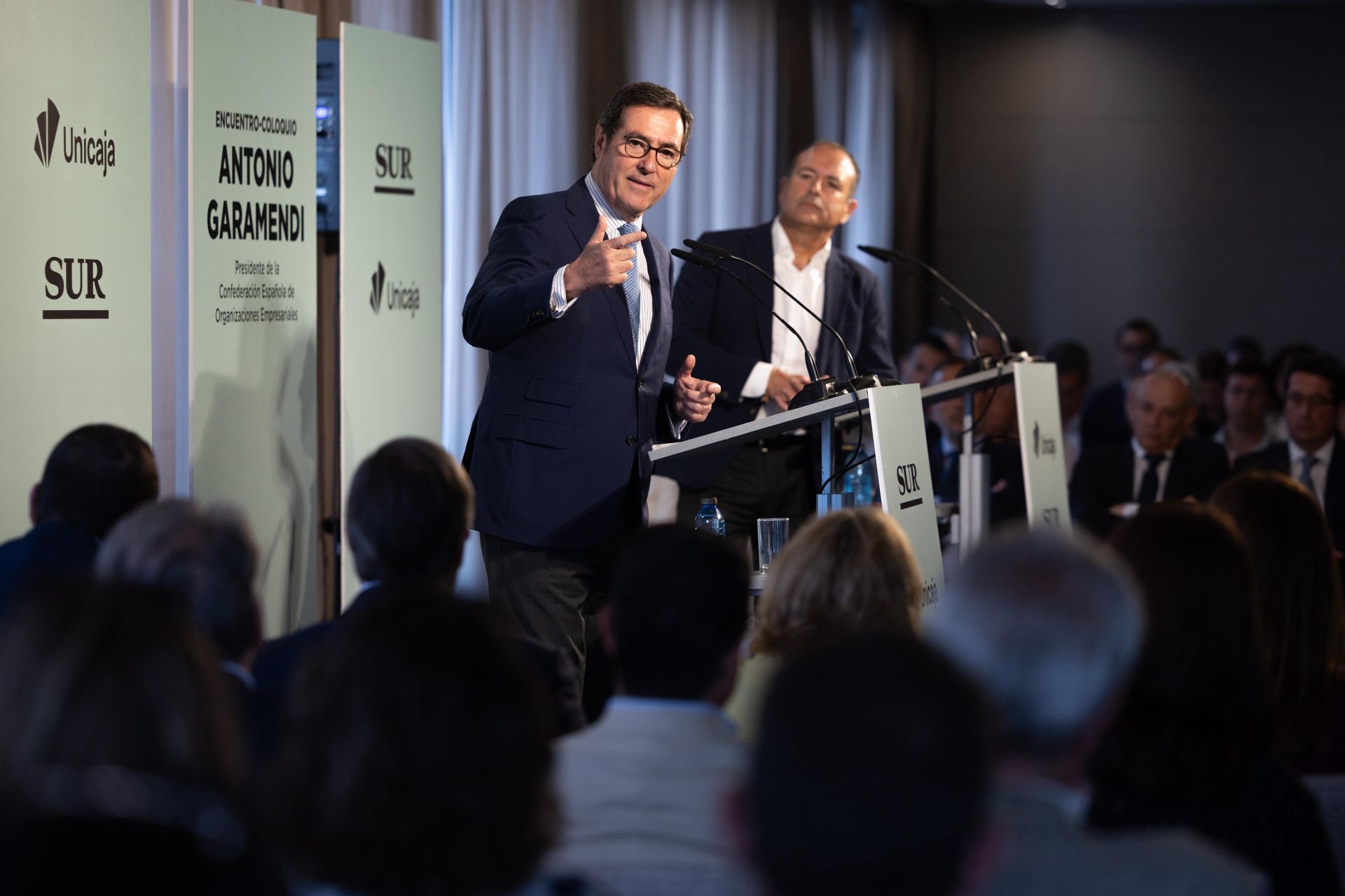 El foro SUR con el presidente de la CEOE, Antonio Garamendi, en imágenes