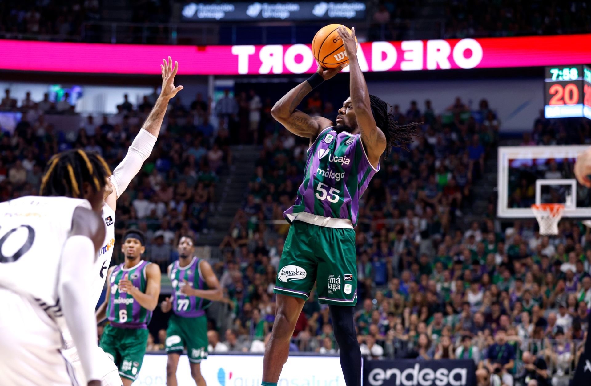 El cuarto duelo entre Unicaja y Real Madrid, en imágenes