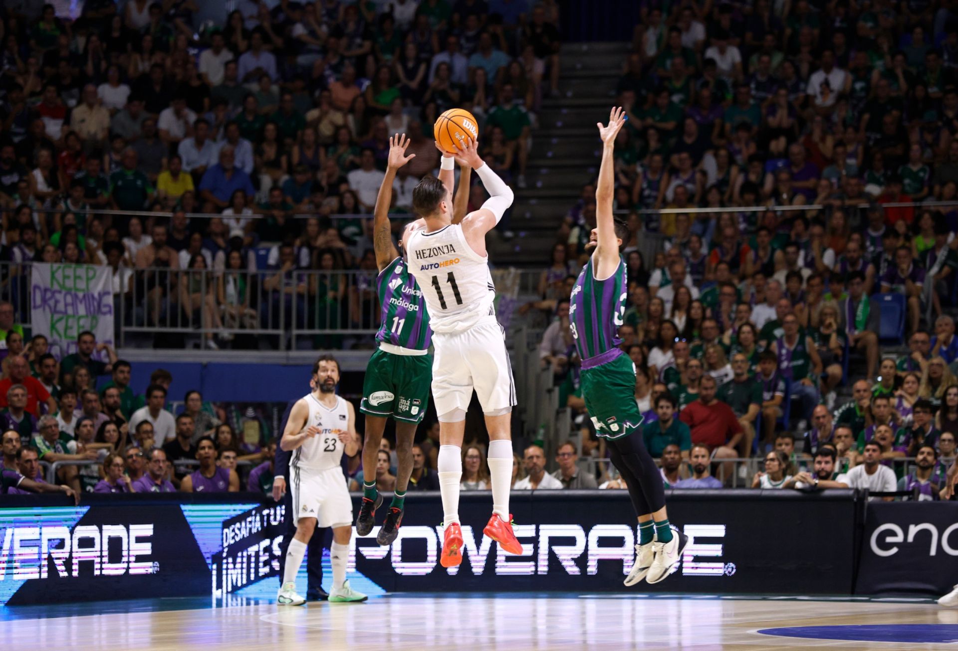 El cuarto duelo entre Unicaja y Real Madrid, en imágenes