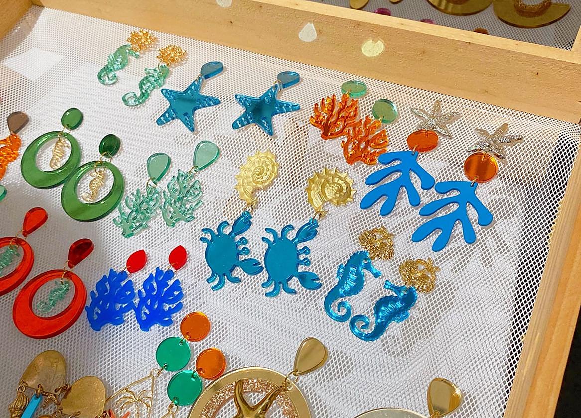 Artesanía en el Soho Mercado Urbano este domingo.