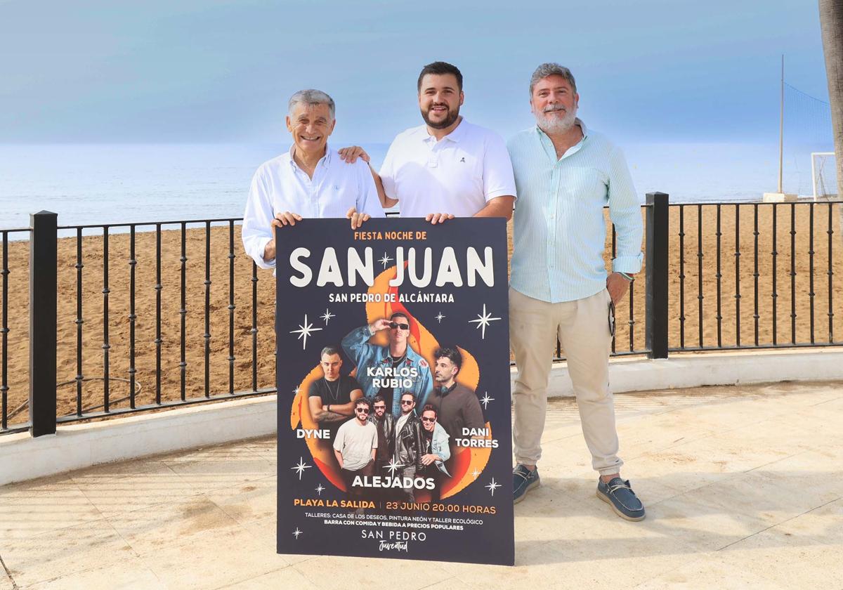 El teniente de alcalde sampedreño, Javier García, y el concejal de Juventud, Alejandro González, han presentado la velada.