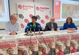 Ernesto Juárez, secretario general de Cáritas Diocesana de Málaga; José Miguel Santos, director; Antonio Collado, delegado episcopal; e Inmaculada Martos, directora de comunicación.