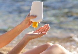 Retiran del mercado unos productos solares por riesgo de infección