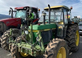 Muere un hombre de 72 años al volcar un tractor en Ronda