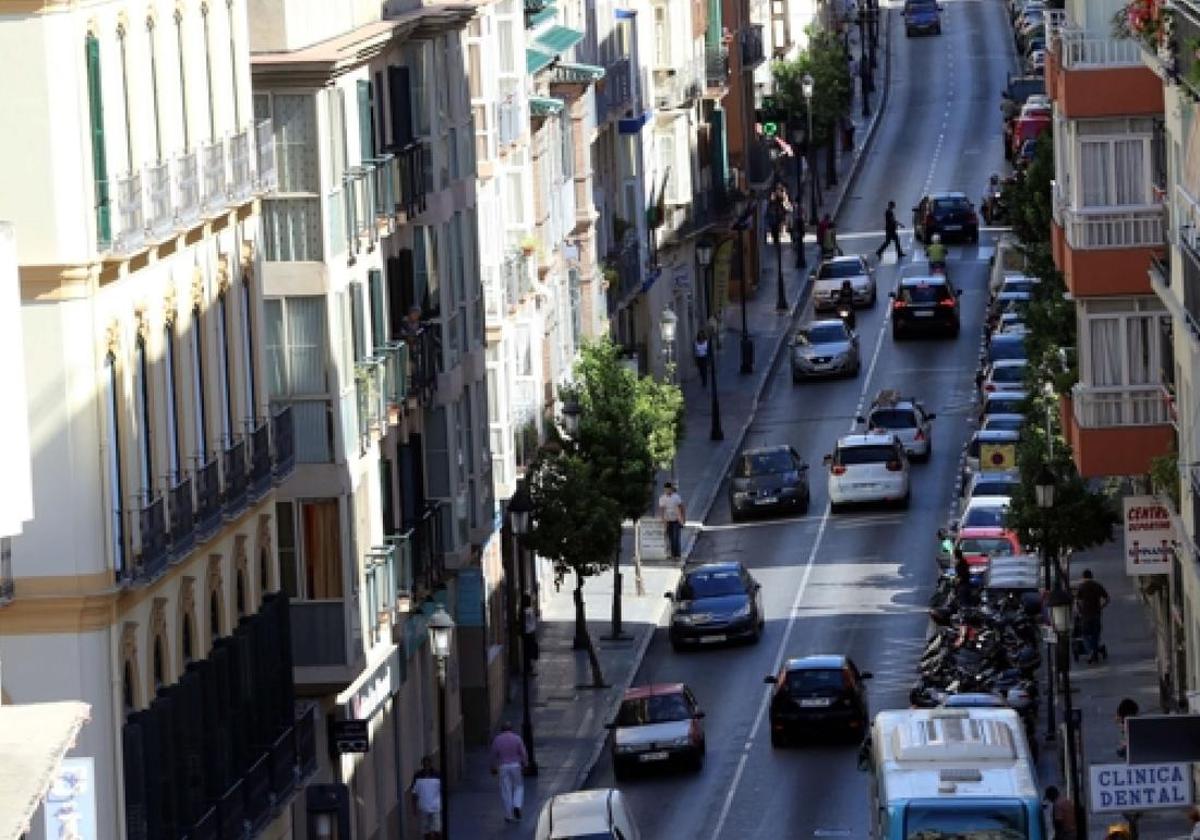 La calle Victoria estará cortada al tráfico desde esta semana hasta septiembre