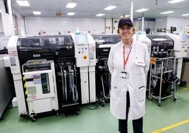 Blanca Hermana, en una imagen tomada hace pocas semanas en la fábrica de Denso Ten en Málaga.