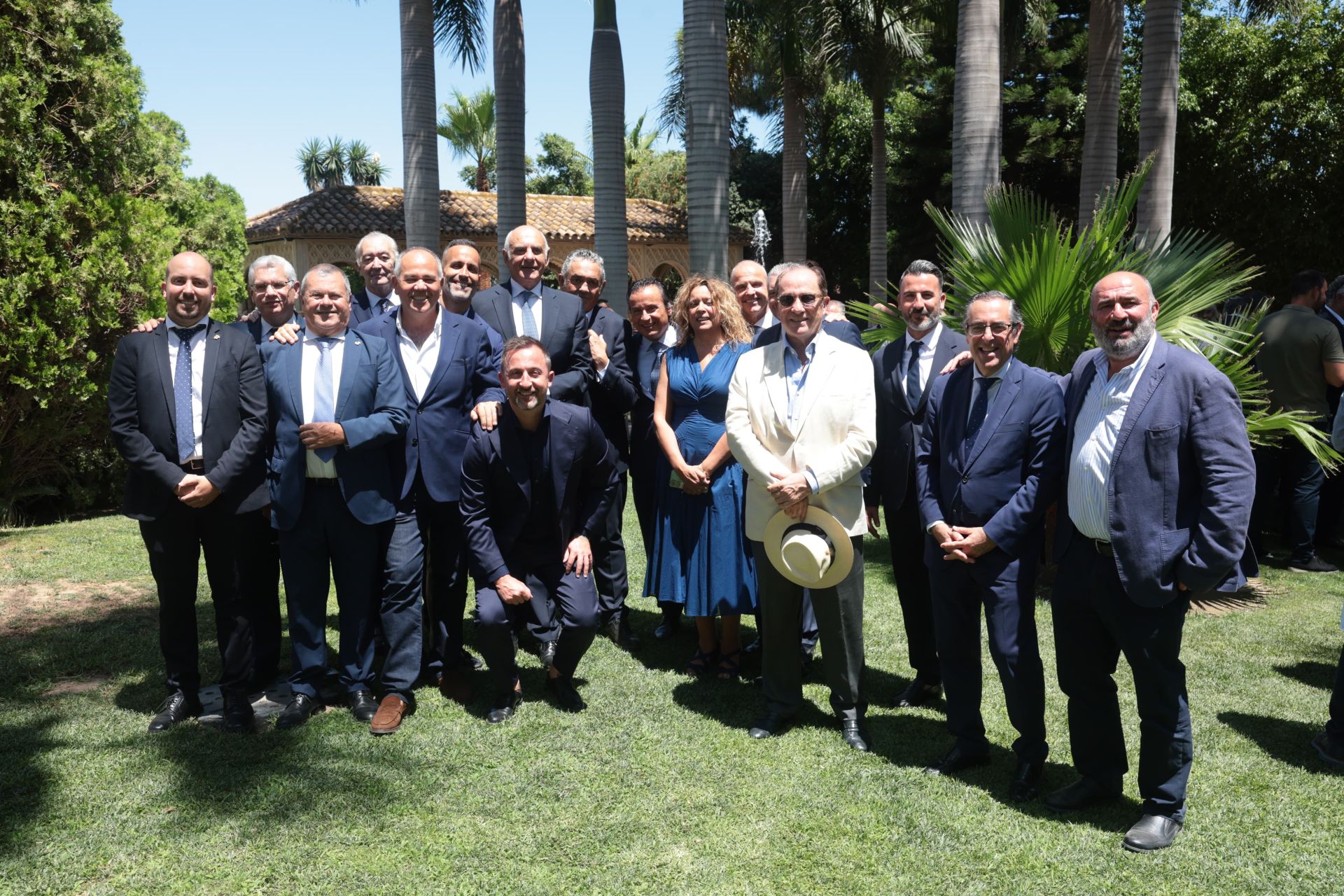 Despedida entre honores al comisario provincial de Málaga
