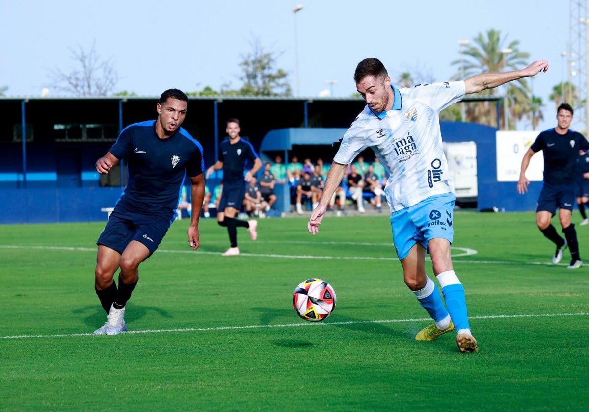 Juan Hernández, en un partido de pretemporada del Málaga en la 2023-24.