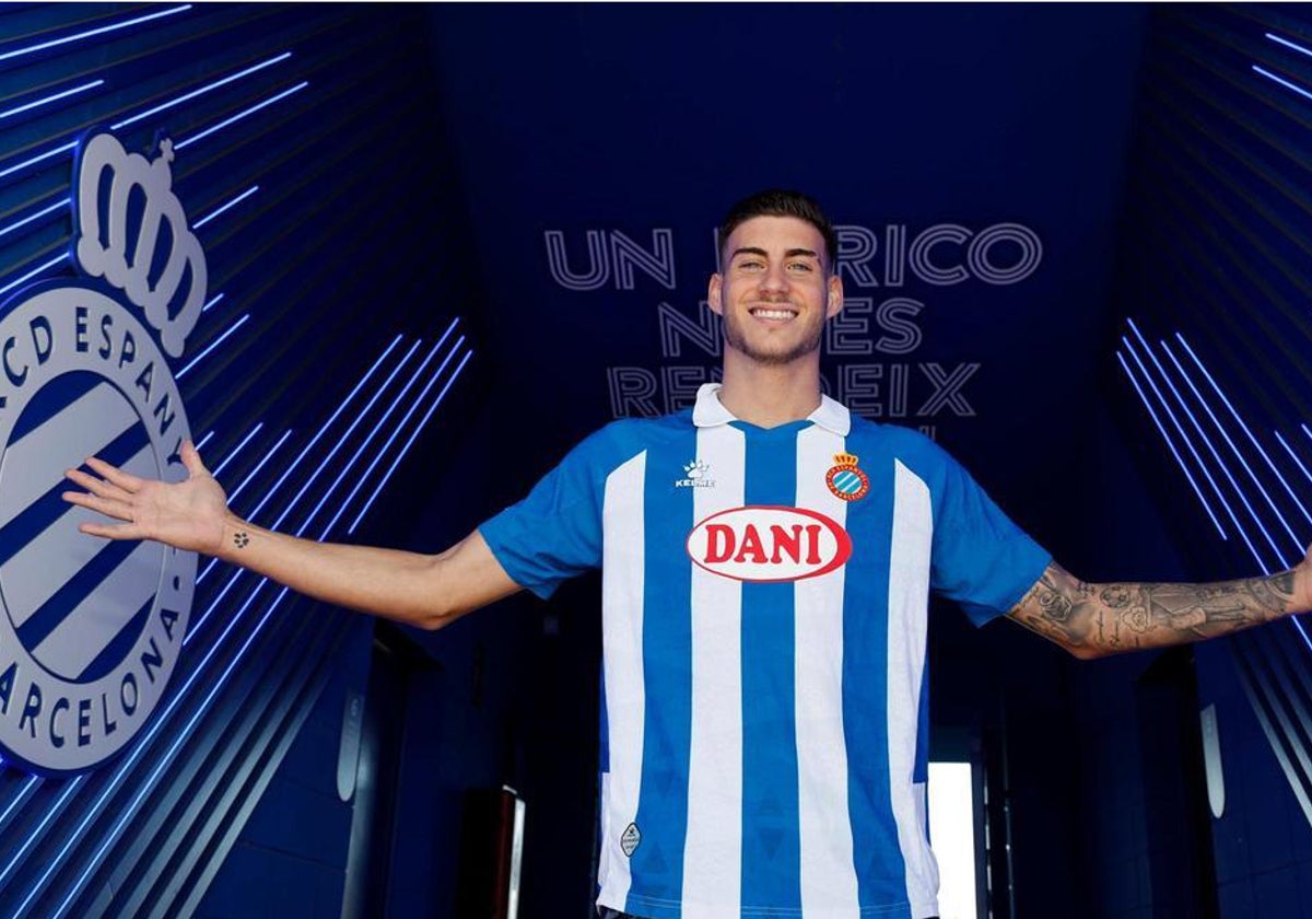 Roberto, con la camiseta del Espanyol.