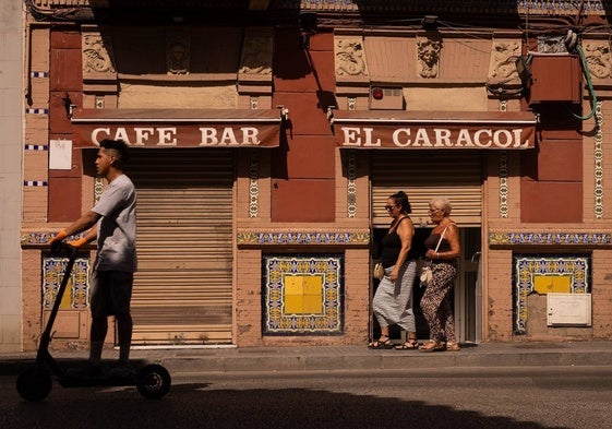 El Caracol sirvió el sábado sus últimos desayunos en el barrio.