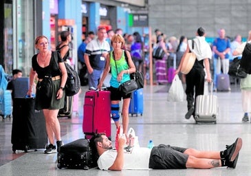 Otra jornada de caos deja retrasos de hasta cinco horas en 20 trenes de Málaga a Madrid