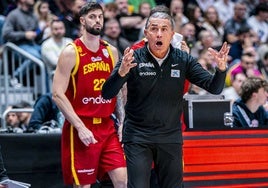 Sergio Scariolo, durante un partido con la selección.