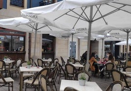 Sufre una caída de regreso al trabajo tras el descanso para comer en un bar y la justicia dice que no es accidente 'in itinere'