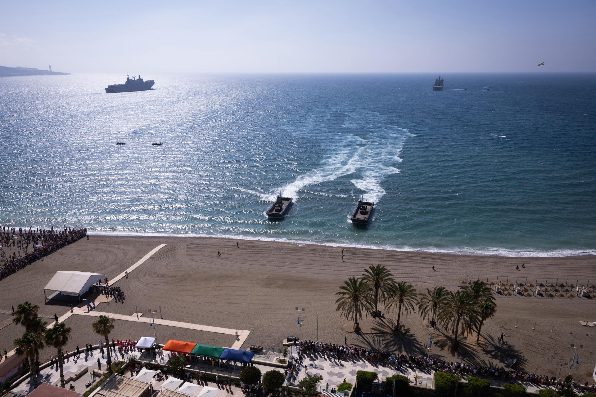 El desembarco anfibio en Málaga en fotos