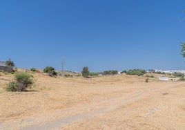 Solar donde se ubicará la nueva subestación eléctrica de Estepona, junto al Polígono Industrial.