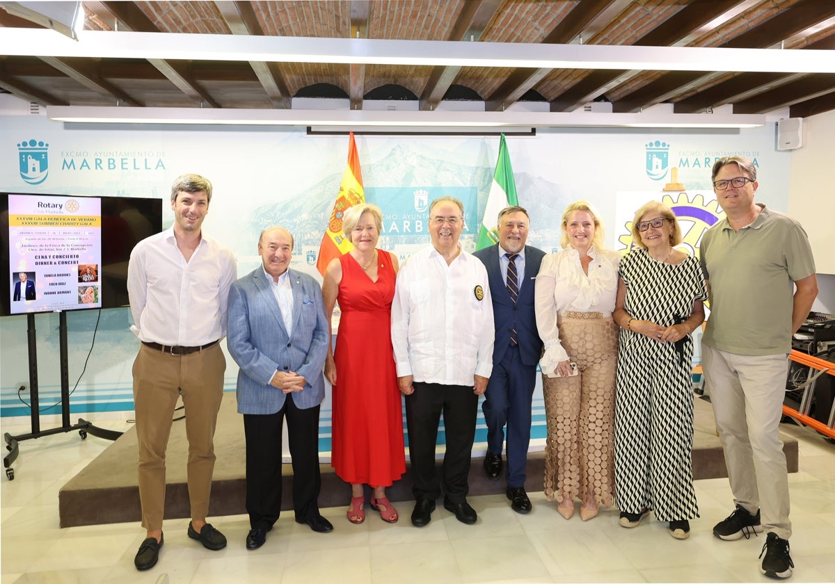 El Ayuntamiento ha mostrado su respaldo al Rotary Club Marbella.