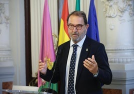 El delegado de Salud y Consumo de la Junta, Carlos Bautista.