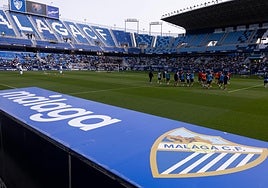 Imagen interior de La Rosaleda en un entrenamiento con público.