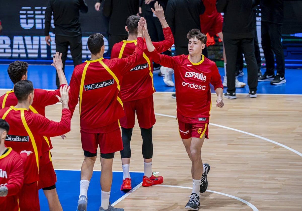 Mario Saint-Supéry, en una presentación con España.