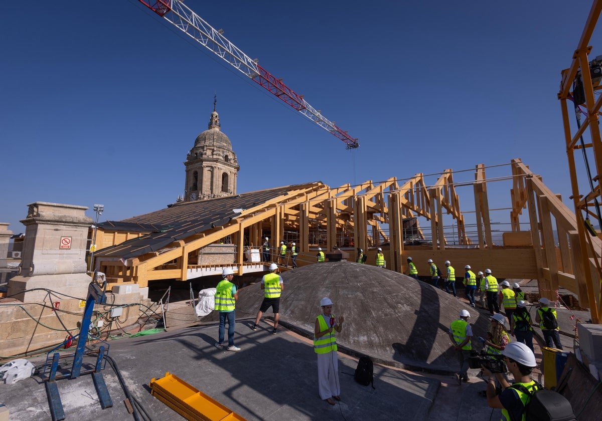 Aspecto de las obras para la estructura del tejado de la Catedral.