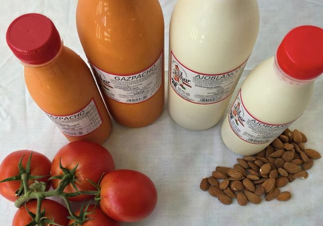 Gazpacho y ajoblanco de la marca El Lugar.