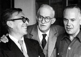 Emilio Prados, José Moreno Villa y Luis Cernuda, en la casa de Altolaguirre en México. Años 50.