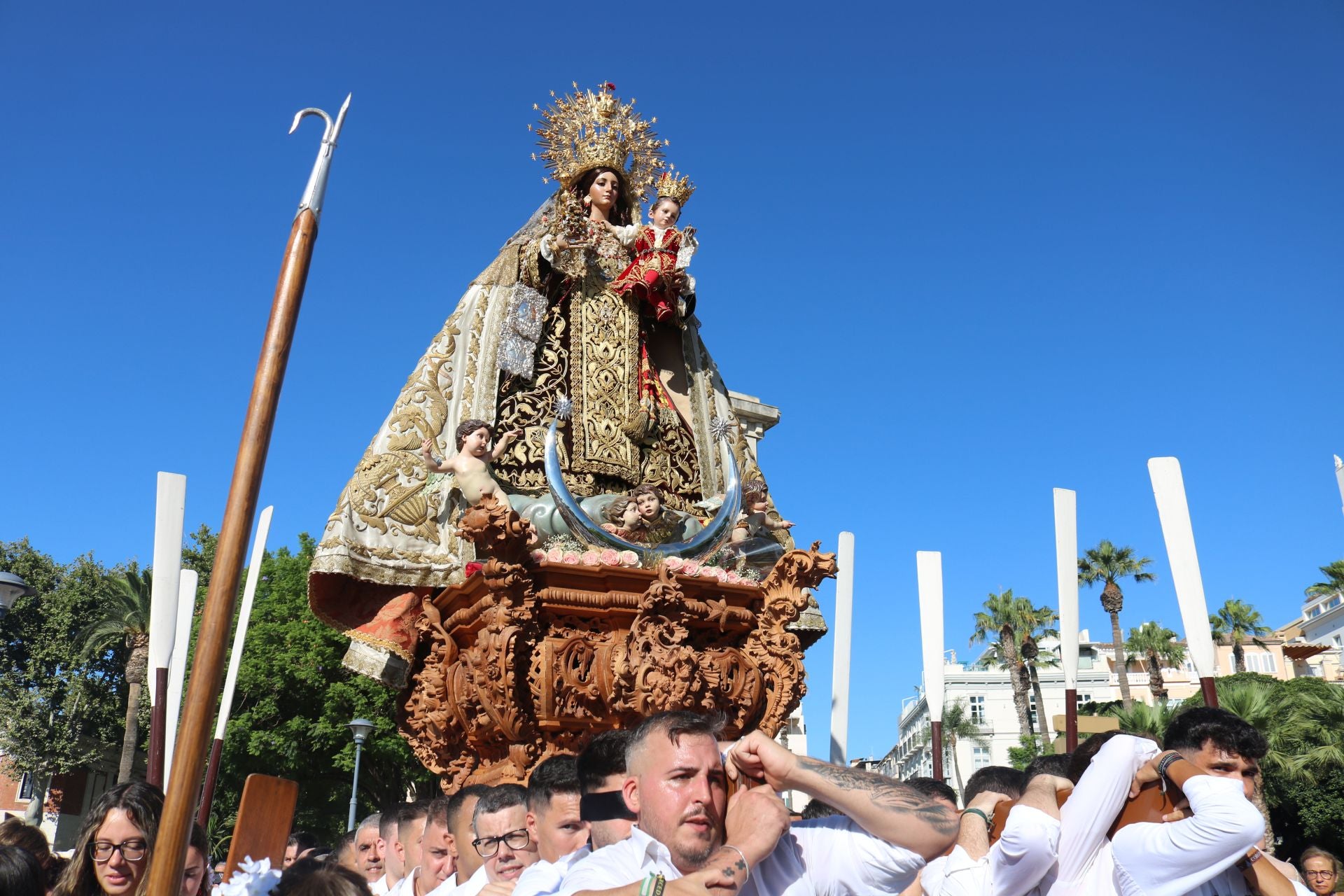 Procesión marinera de la Virgen del Carmen de El Perchel